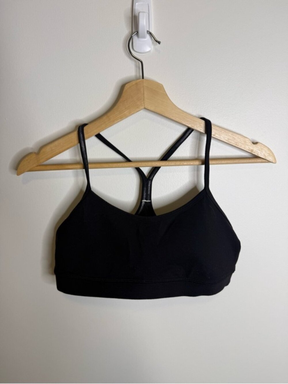 Lululemon Flow Y Bra Nulu Size 8 Black